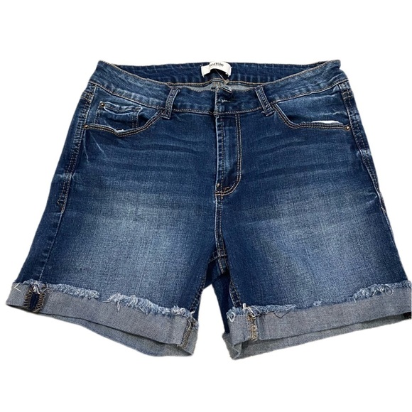 Kensie Jeans Size 6/28 Blues jean shorts - Picture 1 of 8